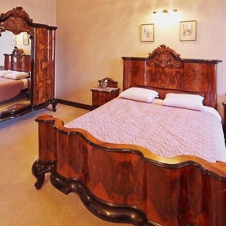 Exclusive Apartment On Shevchenko Avenue 10 Львов Экстерьер фото